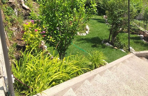 Ledro Casa | Preciosa casa de vacaciones privada con WIFI, TV, terraza, mascotas permitida y aparcamiento