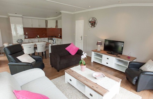 West-Graftdijk Casa | Maravillosa casa de vacaciones privada para 4 personas con WIFI, TV, terraza y aparcamiento