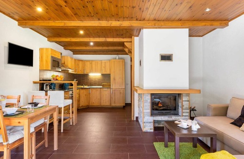 Blazejov Casa | Casa de vacaciones privada con WIFI, piscina privada, TV, terraza, vista panorámica, aparcamiento