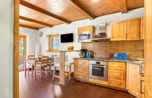 Blazejov Casa | Casa de vacaciones privada con WIFI, piscina privada, TV, terraza, vista panorámica, aparcamiento