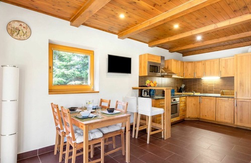 Blazejov Casa | Casa de vacaciones privada con WIFI, piscina privada, TV, terraza, vista panorámica, aparcamiento