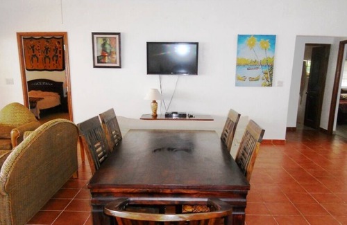 Mechi Otro | Beautiful Private Beach Front Ranch Home