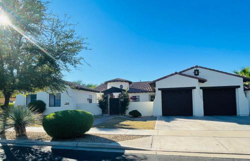 Palm Valley Casa | Beautiful Private Casita/Guesthouse w/Kitchen, Access to Pool/Spa