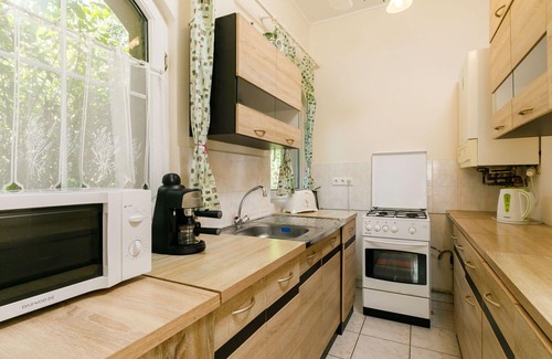 Balatonoszod Casa | Preciosa casa de vacaciones para 5 personas con A/C, WIFI, TV y terraza
