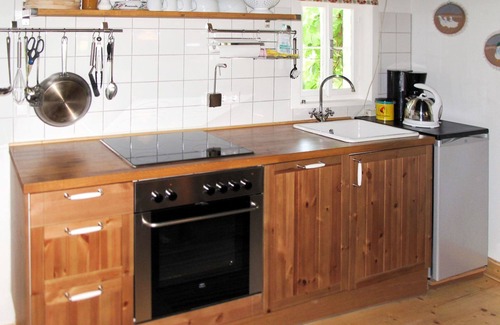 Schwanberg Casa | Preciosa casa de vacaciones privada para 5 personas con TV, patio, mascotas permitida y aparcamiento