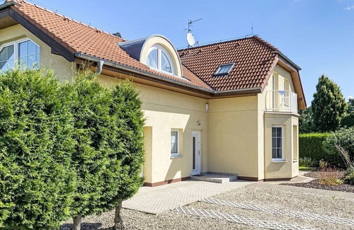 Dolni Chabry Villa | Estupenda casa de vacaciones privada para 8 personas con WIFI, TV, terraza y aparcamiento