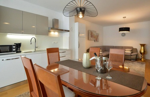 Bilice Casa | Preciosa casa de vacaciones privada con piscina privada, A/C, WIFI, TV, terraza y aparcamiento