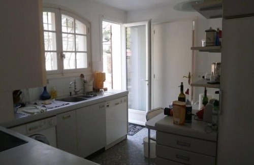 Draguignan Villa | Hermosa propiedad en zona privada con piscina cubierta y al aire libre