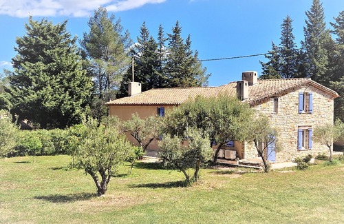 Cuers Villa | Hermosa propiedad con piscina con una vista excepcional