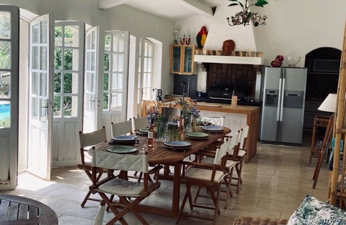 Besse-sur-Issole Casa | Beautiful Provençal manor house in award winning vineyard
