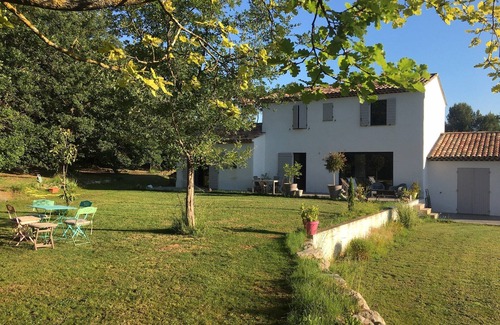 Cabries Casa | Beautiful Provencal house swimming pool 4000 m2 of land in the countryside