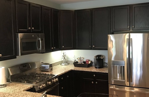 Rehoboth Beach Condominio | Hermoso Rehoboth Beach Condo! 3 habitaciones 2 baños! 2 piscinas! ¡Tenis! ¡Gimnasio!