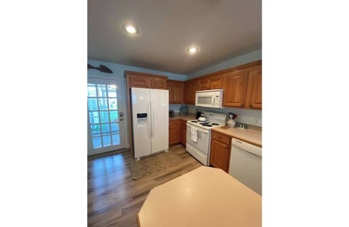 Port St. Joe Casa | BEAUTIFUL, relaxing, allergy-friendly 1 block from boat ramp, fishing, sunsets!🌅