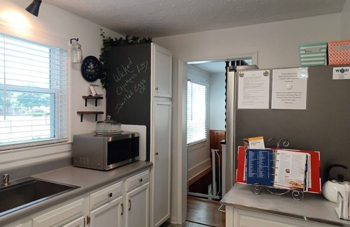 McMinnville Casa | Beautiful Remodel on the River!