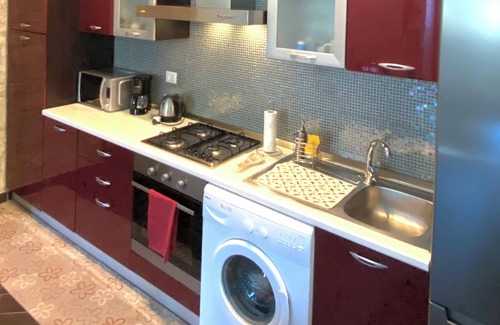 Sulmona Apartamento | Beautiful Remodeled Apartment in Historic City Center Minutes From Everything