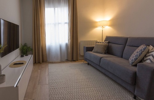 Logrono Historic Centre Apartamento | Beautiful renovated apartment in central Logroño with WIFI
