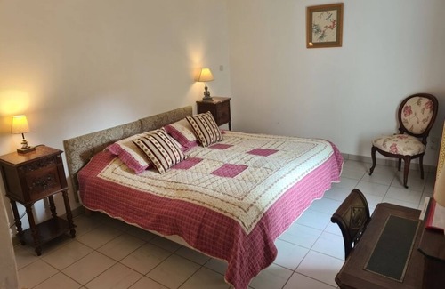 Le Teil Otro | Beautiful renovated farm in calm countryside with salted water swimming pool