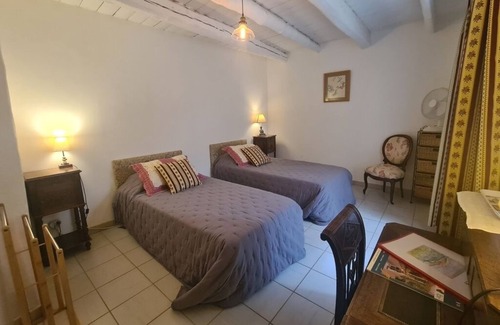 Le Teil Otro | Beautiful renovated farm in calm countryside with salted water swimming pool