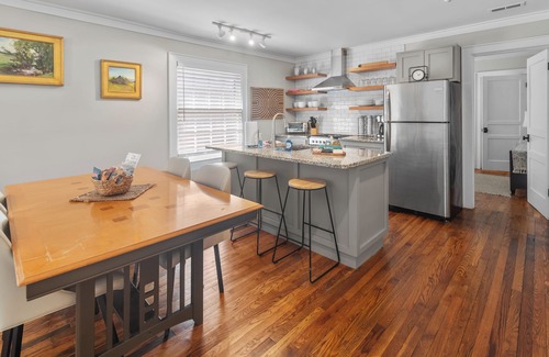Salemtown Casa | Beautiful renovated home minutes to downtown perfect for a family or batch trip