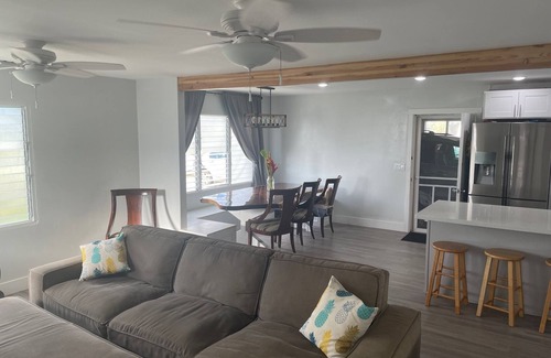 Laie Casa | Beautiful, renovated Home. Discover the North Shore of Oahu. Great location.
