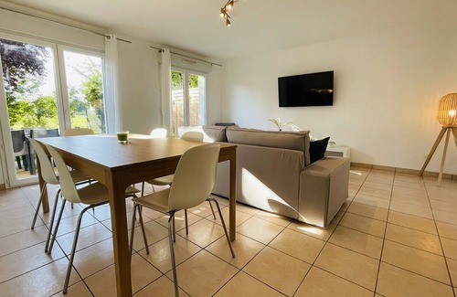 Veretz Casa | Beautiful renovated house in a residential area at the gates of Tours