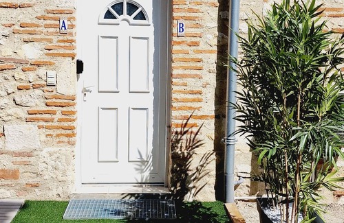 Agen Casa | Beautiful renovated house, 2 bedrooms, air conditioning, free private parking, Wi-Fi