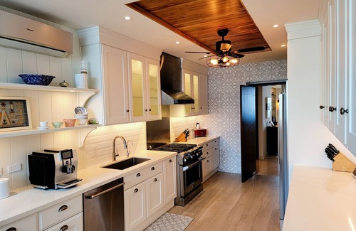 Marbella Apartamento | Beautiful Renovated Apartment: Amazing View & Location (Panama City)