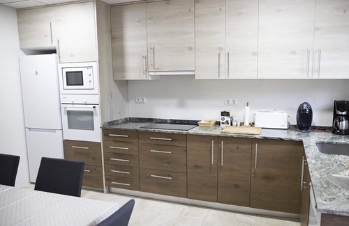 Mutxamel Villa | Hermosa villa renovada con piscina privada en parcela de 1300 metros, muy tranquila