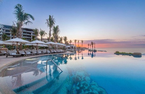 Santa Rosa Apartamento | Beautiful resort, with 3pools, Private Beach and a lazy river. Close to downtown