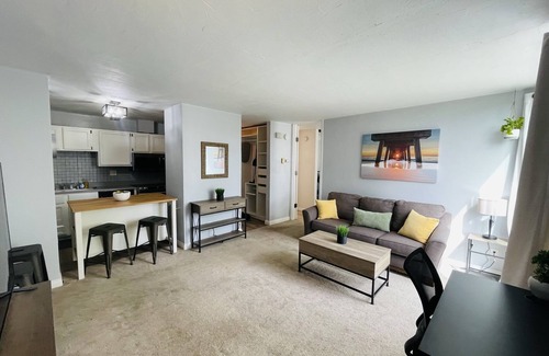 Point Loma Heights Condominio | Beautiful Resort Style Near The Beach!