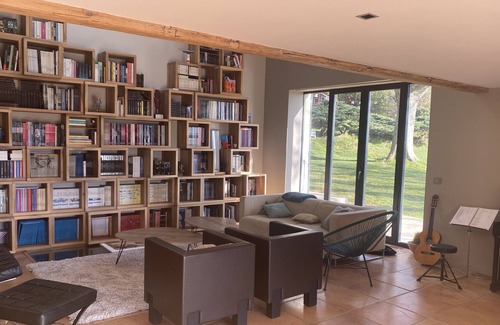 Etoile-sur-Rhone Casa | Beautiful restored stone house 15 minutes south of Valence