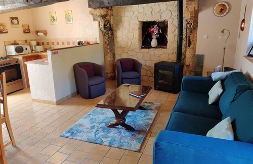 Sermaise Cabaña | Hermosa casa restaurada del siglo 15 en una zona rural muy tranquila