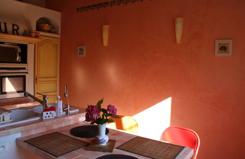 Les Salelles Casa | Beautiful riverside farmhouse in Southern Ardèche