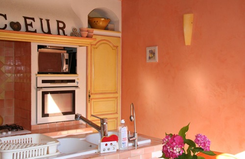 Les Salelles Casa | Beautiful riverside farmhouse in Southern Ardèche