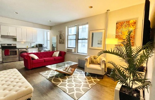 Hamilton Heights Casa | Beautiful Room in Newly Renovated Apt