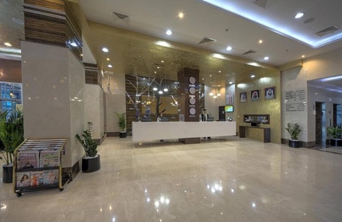 Al Mankhool Apartamento | Beautiful Room Near Sharaf Dg Metro By E R