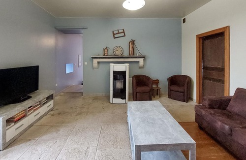 Bragelogne-Beauvoir Casa | Alojamiento de 4 habitaciones en Bragelogne-Beauvoir