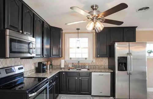 Antioch Casa | Beautiful scenic view home in Nashville Tennessee