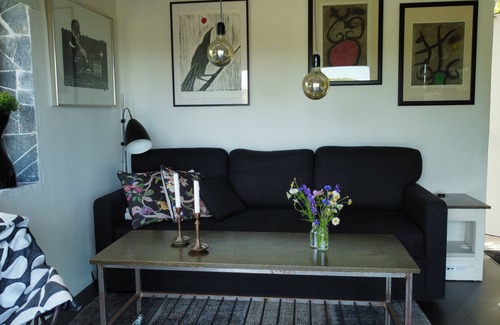 Torslanda Casa | Beautiful small house with a sea view, best for rest and a cozy stay.