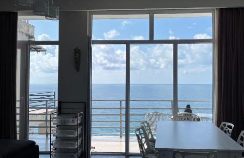 Kvariati Apartamento | Beautiful sea view apartment in Gonio