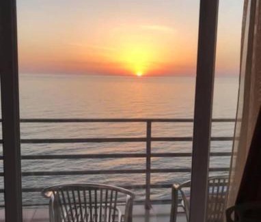 Kvariati Apartamento | Beautiful sea view apartment in Gonio