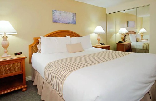 Lenox Dale Condominio | Hermoso, aislado, resort privado en el corazón de Berkshires en Lenox, MA