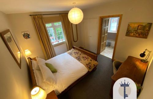 Hillingdon Casa | Beautiful Self-contained Cottage
