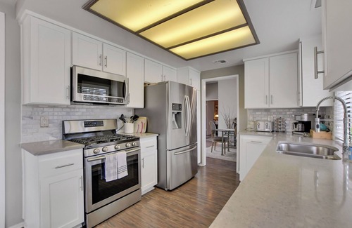 Cathedral City Casa | Beautiful Semi-Detached Townhouse in Cathedral City