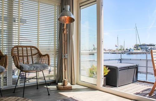 Municipality of Aalsmeer Alquiler De Eote | Hermoso barco en Aalsmeer