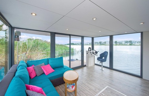 Cedry Wielkie Alquiler De Eote | Precioso barco en Blotnik con WiFi