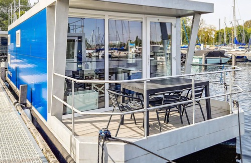 Naarderbos Alquiler De Eote | Precioso barco en Naarden con WiFi