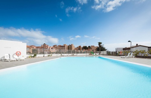 Caleta de Fuste Apartamento | Beautiful south facing penthouse apartment with amazing views in Caleta de Fuste
