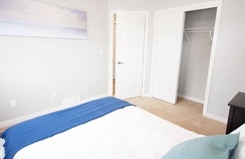 Fort Gary Casa | Beautiful South Winnipeg 4Bed 2Bath Townhouse