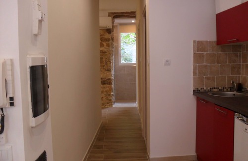 Le Suquet Apartamento | Beautiful, Spacious, 1 Bedroom Apt in Cannes